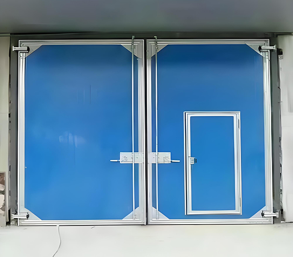 金台工业平开门