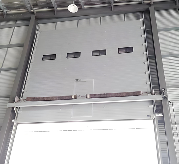 金台工业滑升门