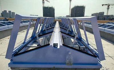 金台排烟窗的设置要求