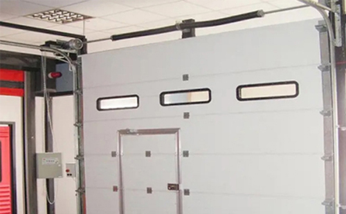 金台工业提升门的安装方法